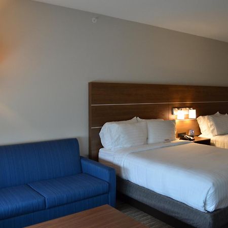 Holiday Inn Express & Suites - Charlotte Ne - University Area By Ihg Εξωτερικό φωτογραφία