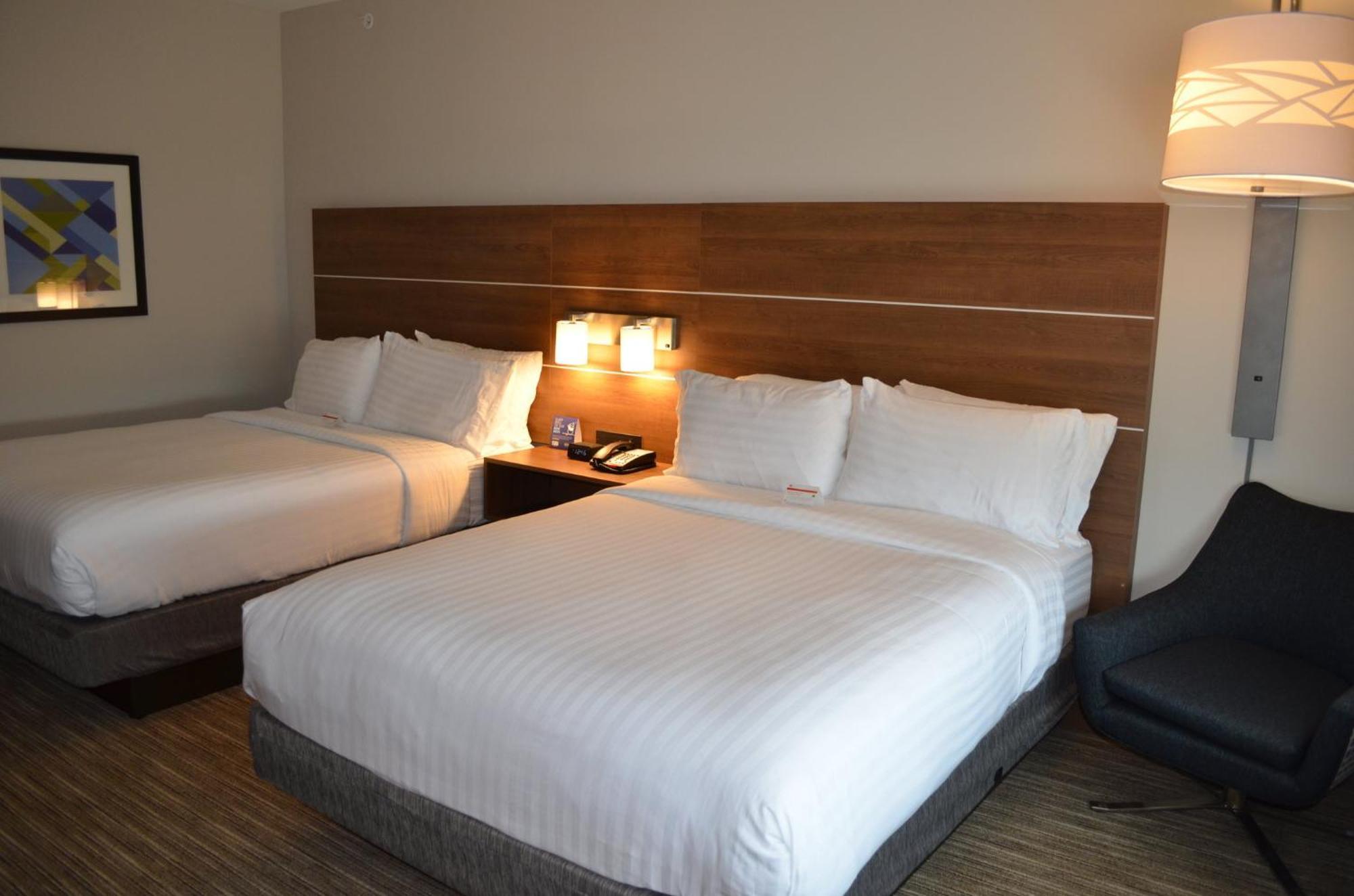 Holiday Inn Express & Suites - Charlotte Ne - University Area By Ihg Εξωτερικό φωτογραφία