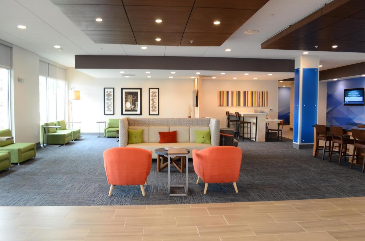 Holiday Inn Express & Suites - Charlotte Ne - University Area By Ihg Εξωτερικό φωτογραφία